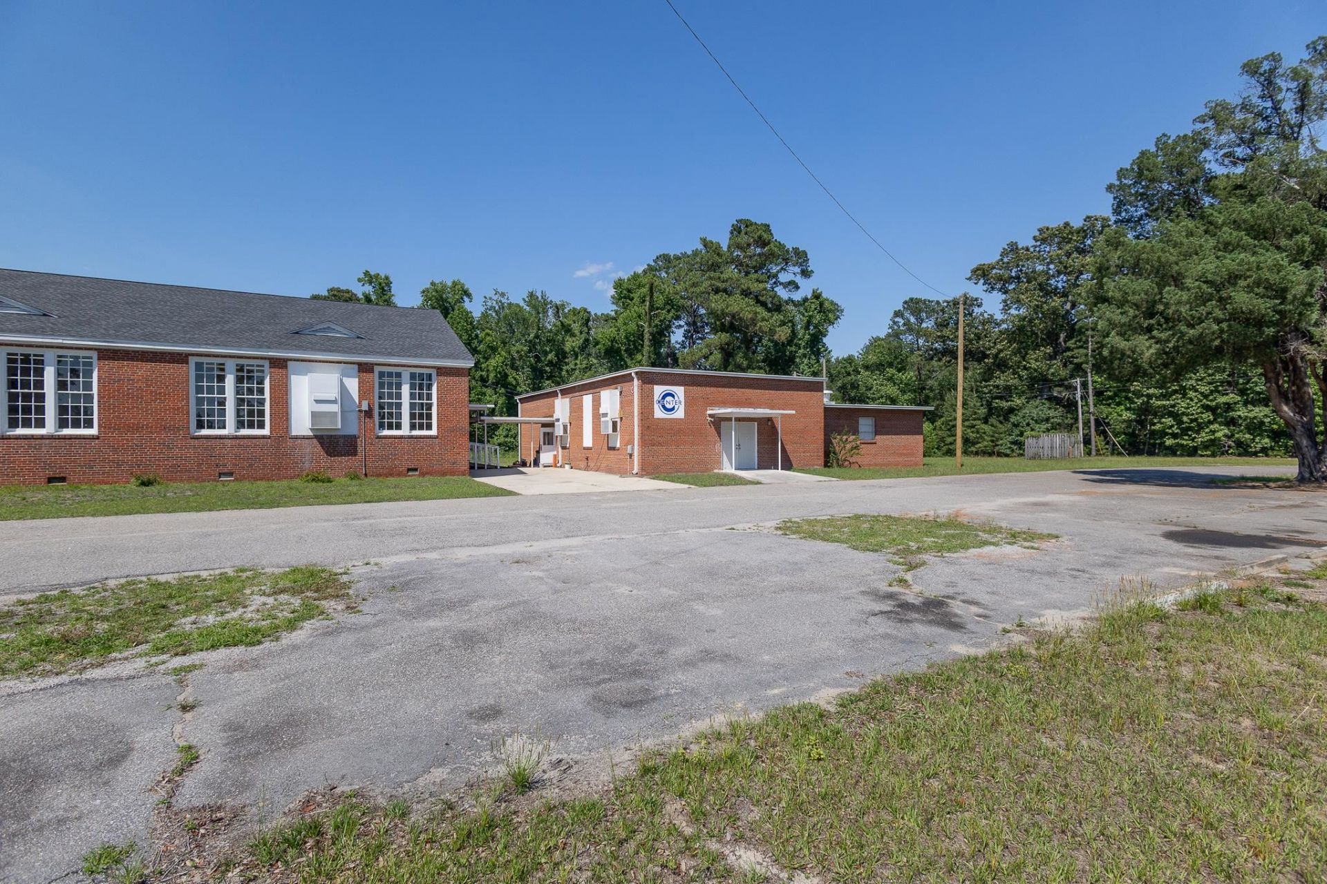1403 Highway 90  Photo 6