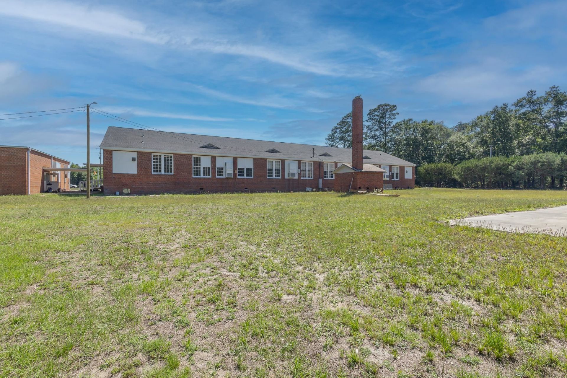 1403 Highway 90  Photo 8