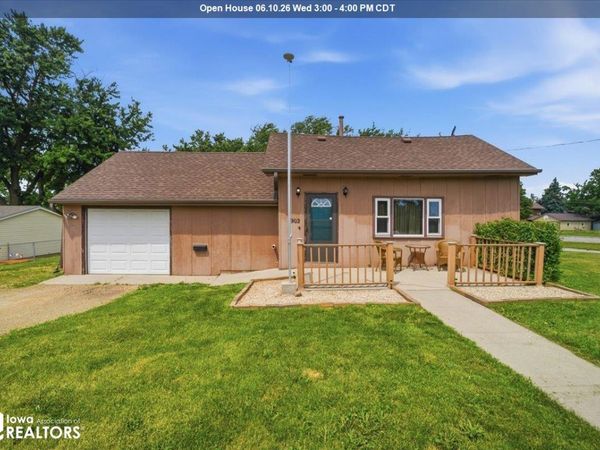 1902 12Th Street, Eldora, IA 50627