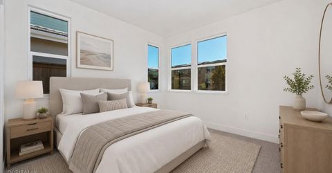 2082 Gravel Bar Way, Sacramento, CA 95832 Photo
