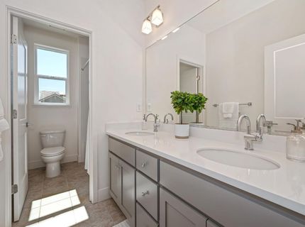 2082 Gravel Bar Way, Sacramento, CA 95832 Photo