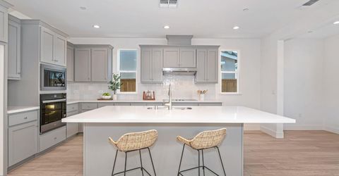 2082 Gravel Bar Way, Sacramento, CA 95832 Photo