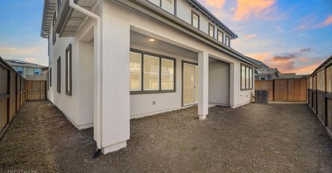 2082 Gravel Bar Way, Sacramento, CA 95832 Photo
