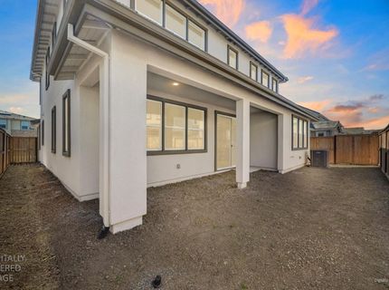 2082 Gravel Bar Way, Sacramento, CA 95832 Photo