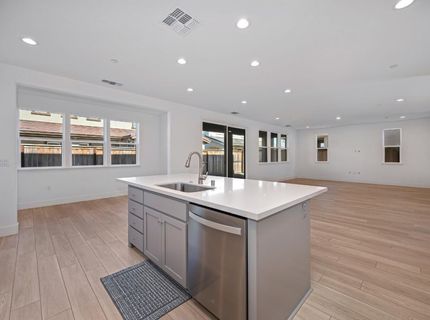 2082 Gravel Bar Way, Sacramento, CA 95832 Photo