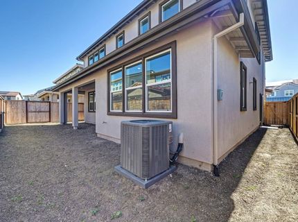 2082 Gravel Bar Way, Sacramento, CA 95832 Photo