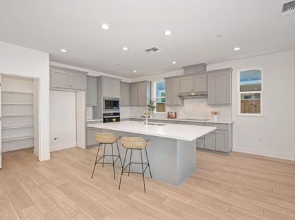 2082 Gravel Bar Way, Sacramento, CA 95832 Photo