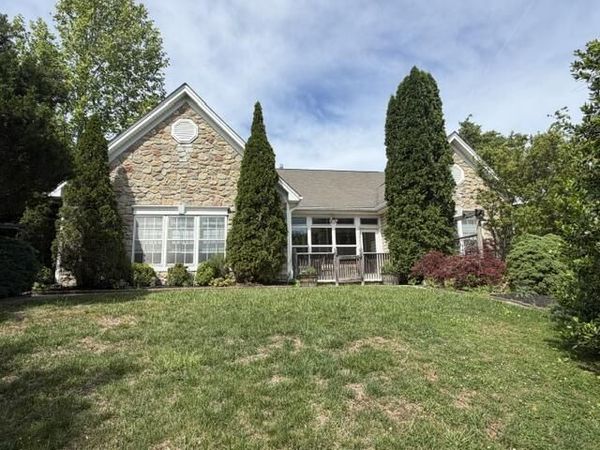 1308 Coronado DR , Salem, VA 24153