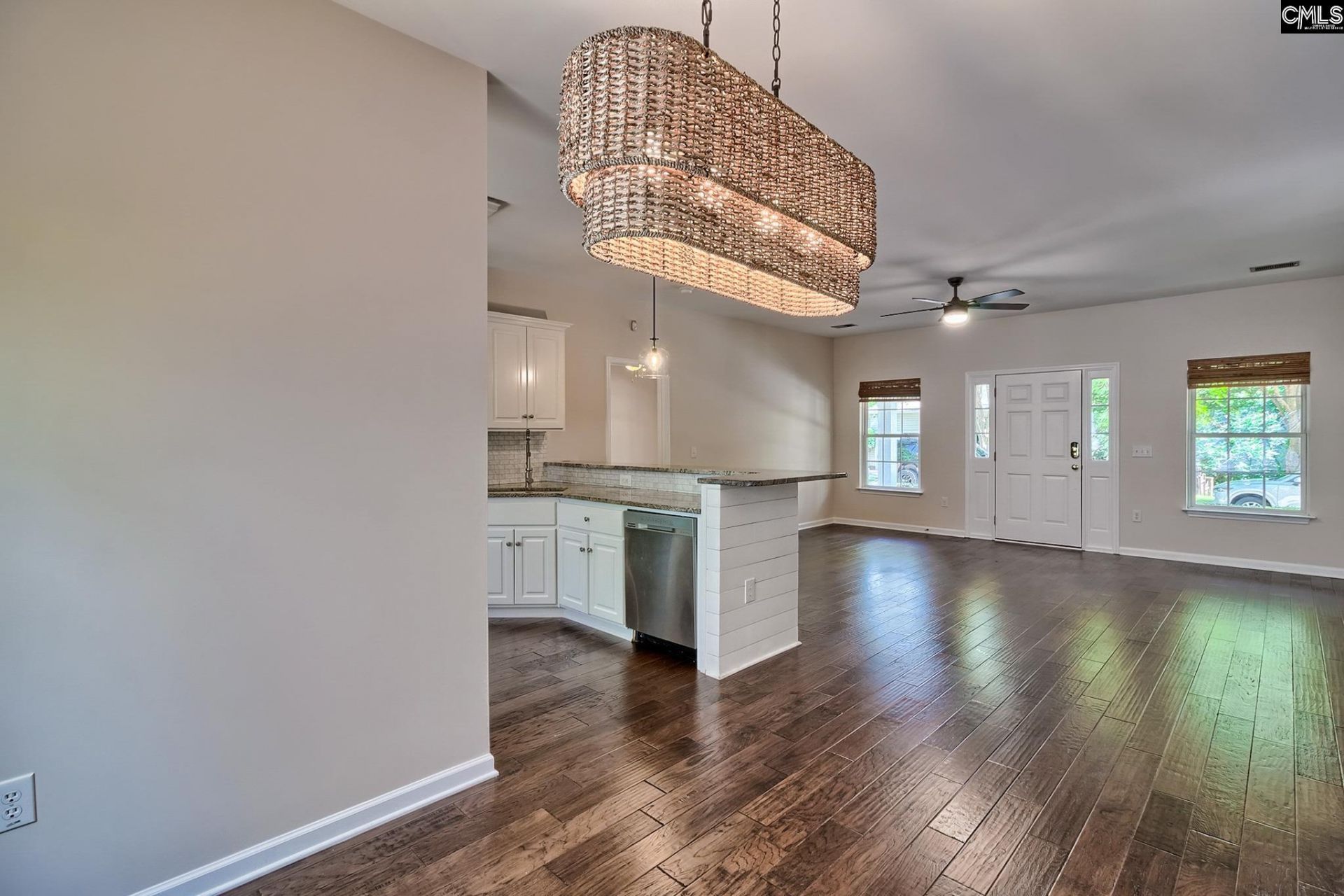 389 Northwood Street  Photo 10