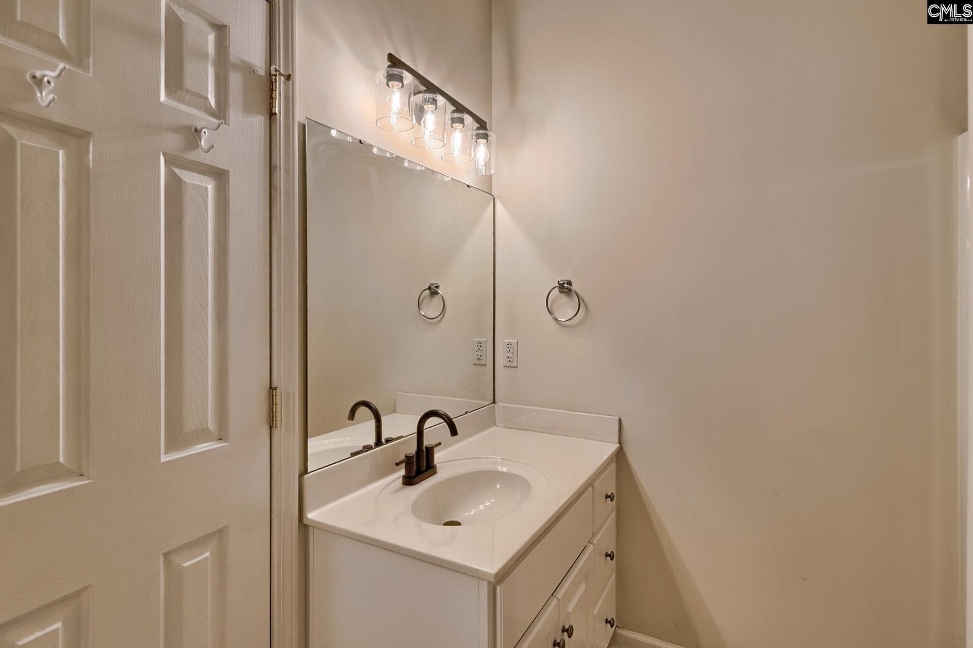 389 Northwood Street  Photo 15