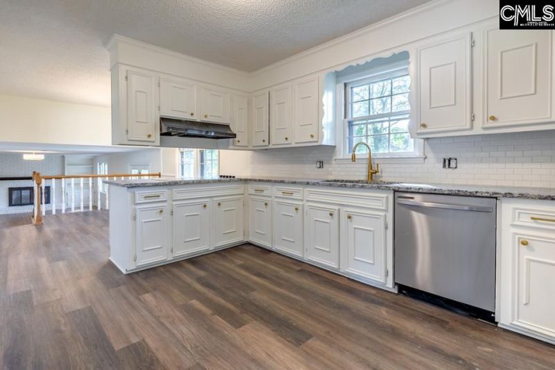 313 Wycombe Road  Photo 10