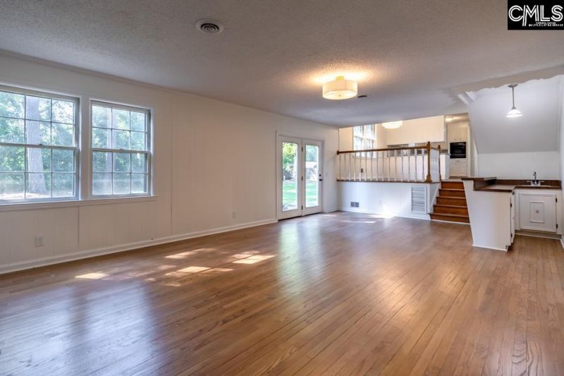 313 Wycombe Road  Photo 16