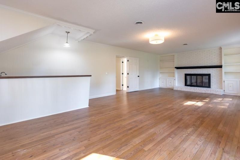 313 Wycombe Road  Photo 18