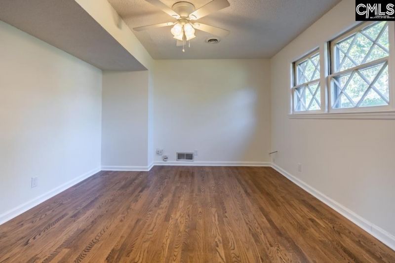 313 Wycombe Road  Photo 21