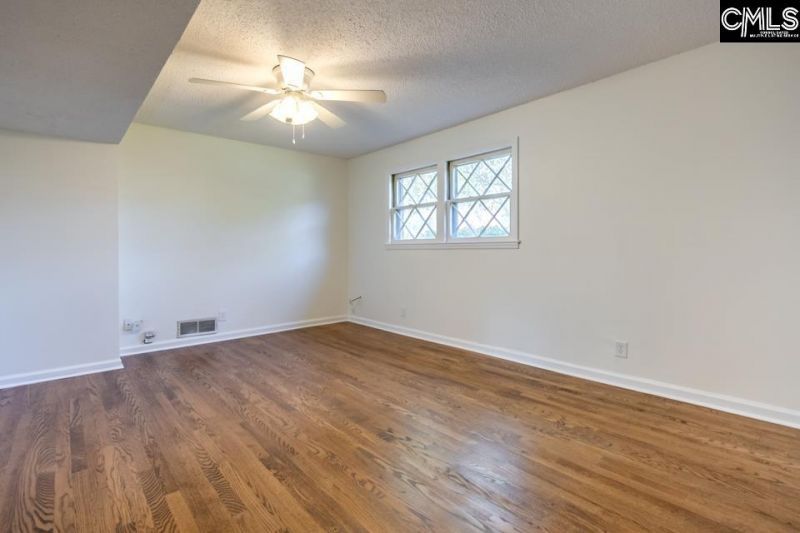 313 Wycombe Road  Photo 22