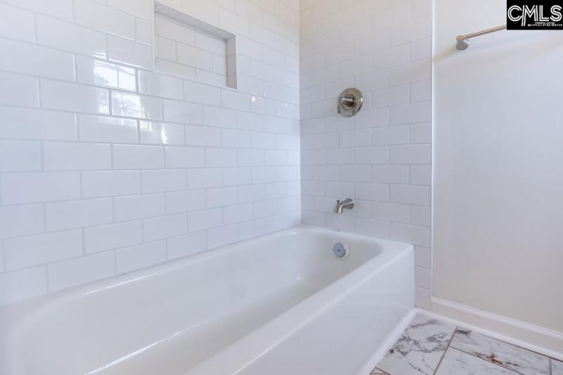313 Wycombe Road  Photo 36