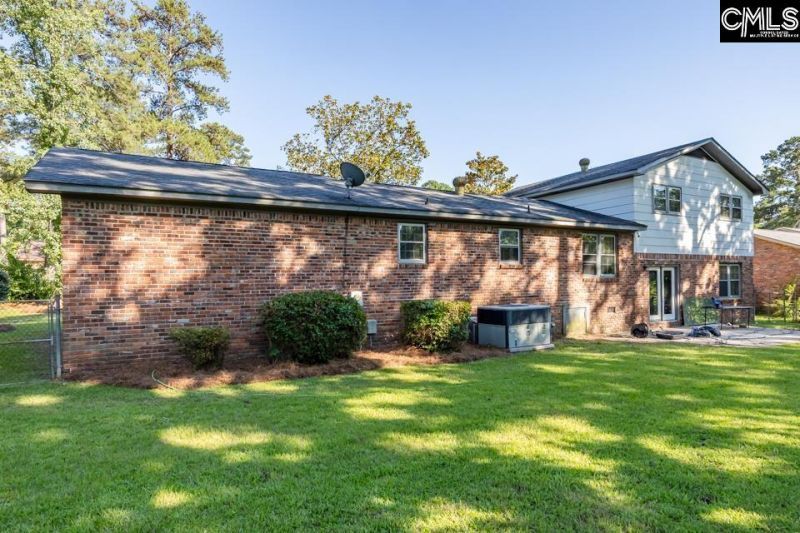 313 Wycombe Road  Photo 42