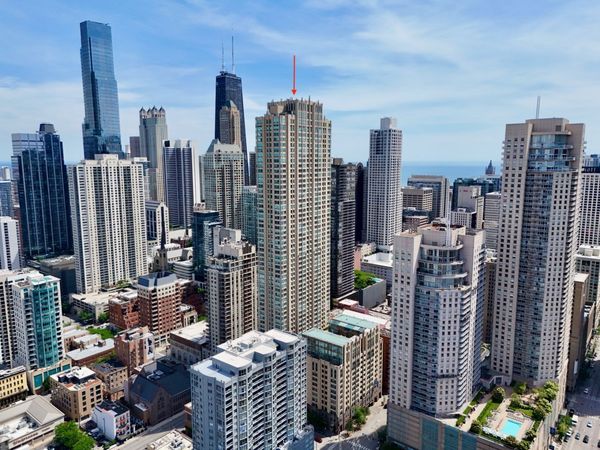 33 W Ontario Street , Unit 48A, Chicago, IL 60654