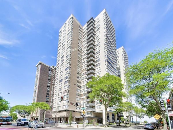 6301 N sheridan Road, Unit 4G, Chicago, IL 60660
