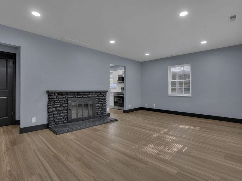 86 N Ashburton , Columbus, OH 43213 Photo 9