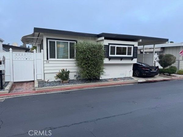 94 Yorktown, Newport Beach, CA 92660