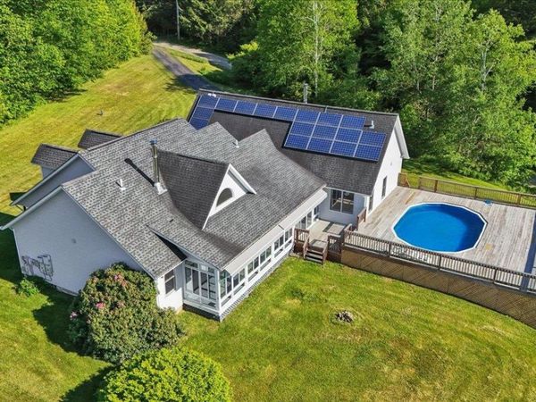 40 Brookside Lane, Hinesburg, VT 05461