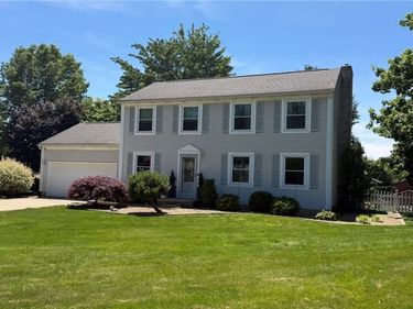 2394 Sesame Street NW, Mogadore, OH 44260