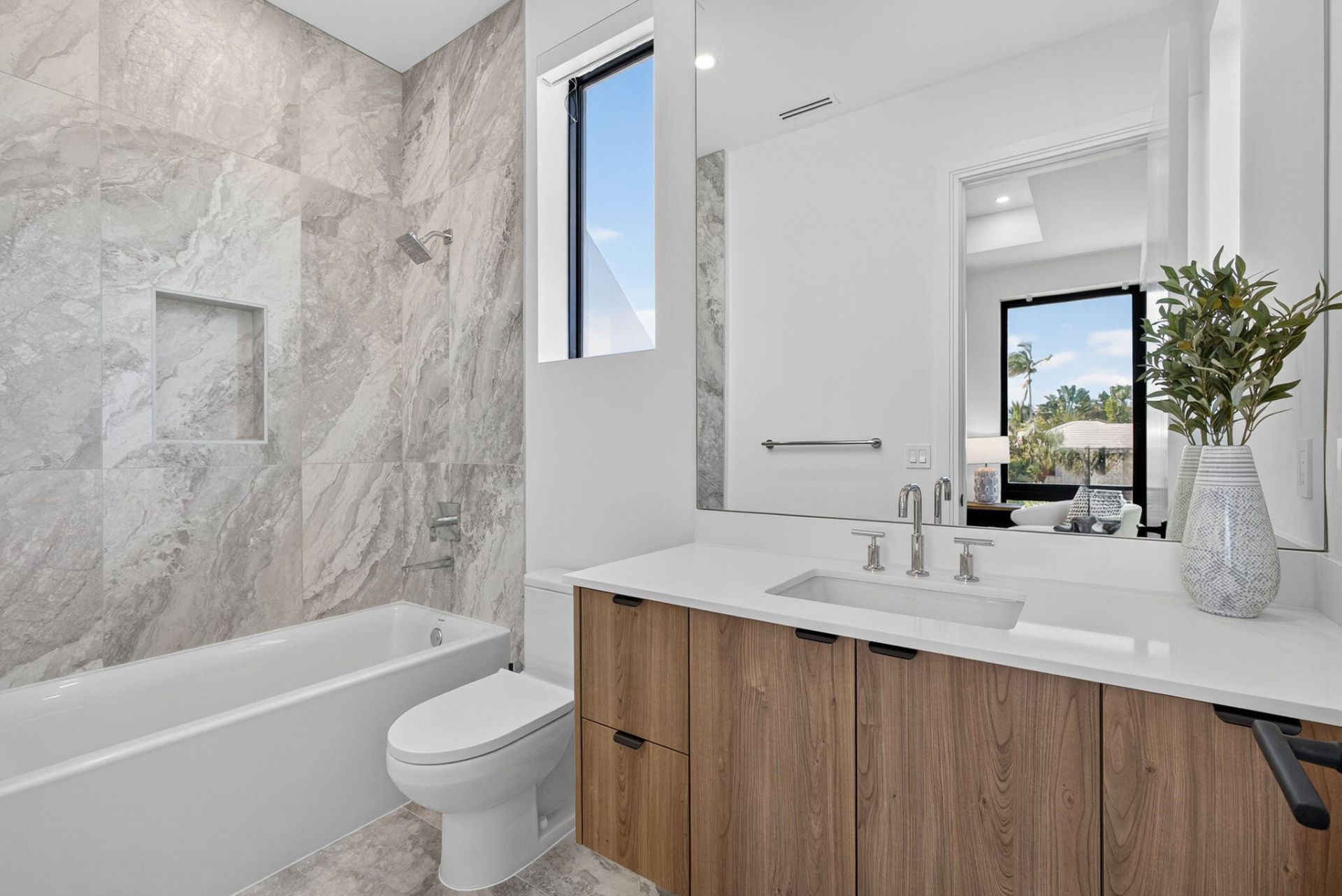 123 Murray Road, West Palm Beach, FL 33405 Photo