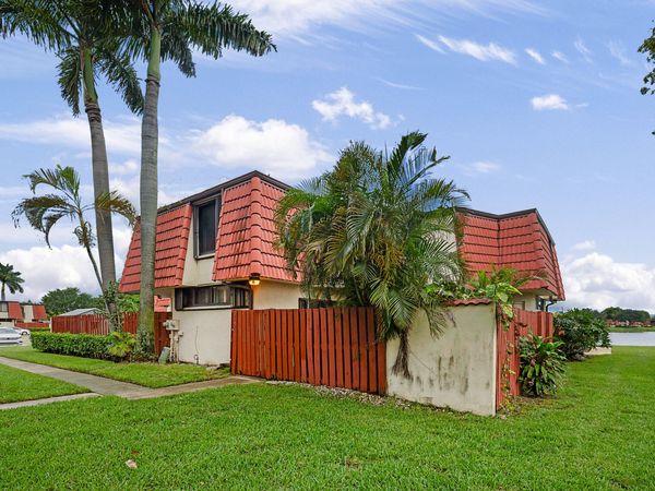 3665 Victoria Drive, West Palm Beach, FL 33406
