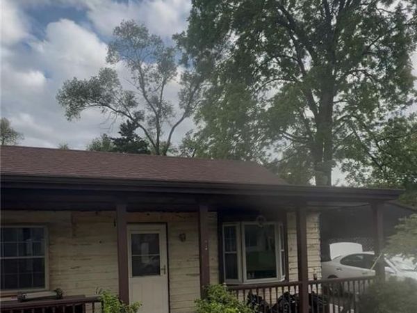 5009 Woodend Avenue, Kansas City, KS 66106