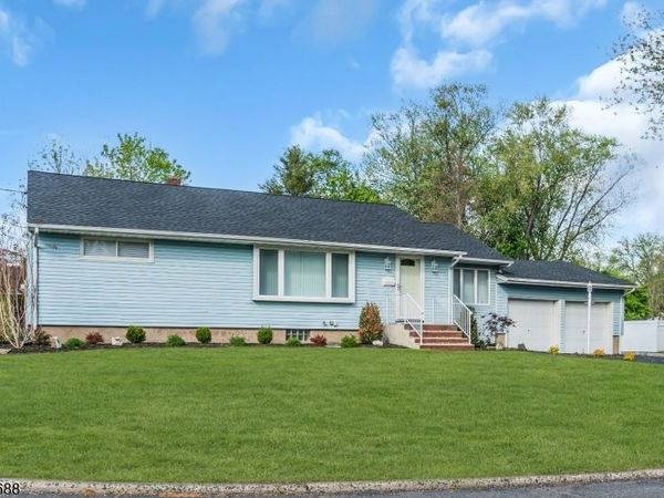 15 Judith Pl, Wayne, NJ 07470
