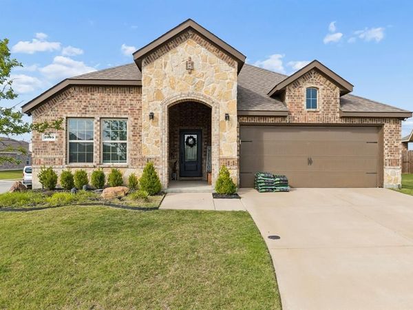 2009 Chisos Court , Princeton, TX 75407