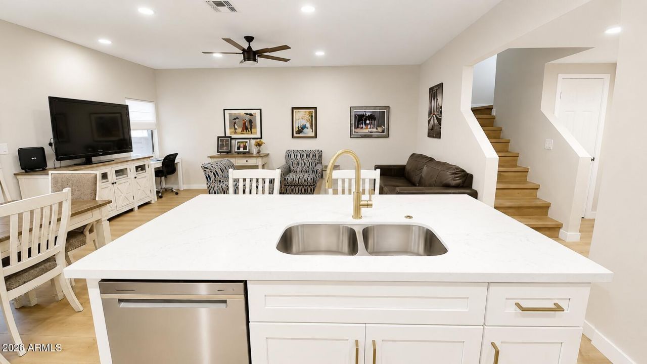 9705 E Mountain View Road, Unit 1056, Scottsdale, AZ 85258 Main Photo