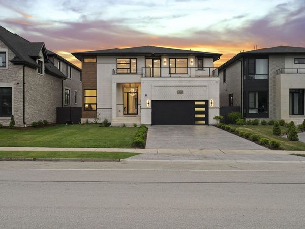 1914 Lee Street, Des Plaines, IL 60018