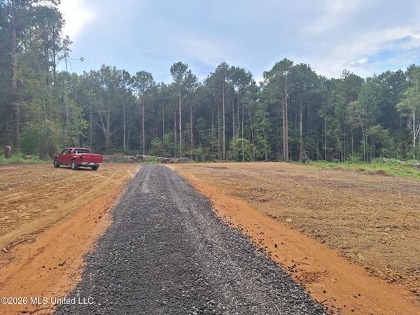 709 Old Pinola Braxton Road, Braxton, MS 39044