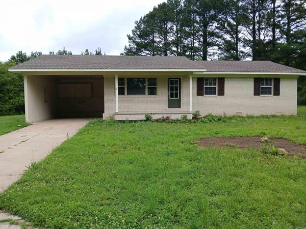 112 Church Ave, Rose Bud, AR 72137