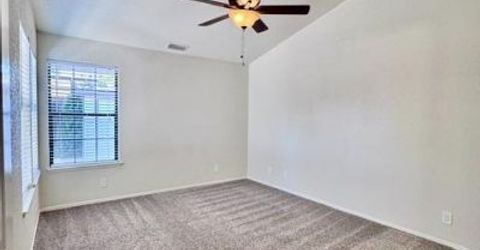 1205 Saddle Ct, Auburn, CA 95603 Photo