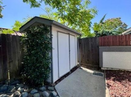 1205 Saddle Ct, Auburn, CA 95603 Photo