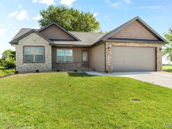 2829 Beth Ann Court , Pontoon Beach, IL 62040