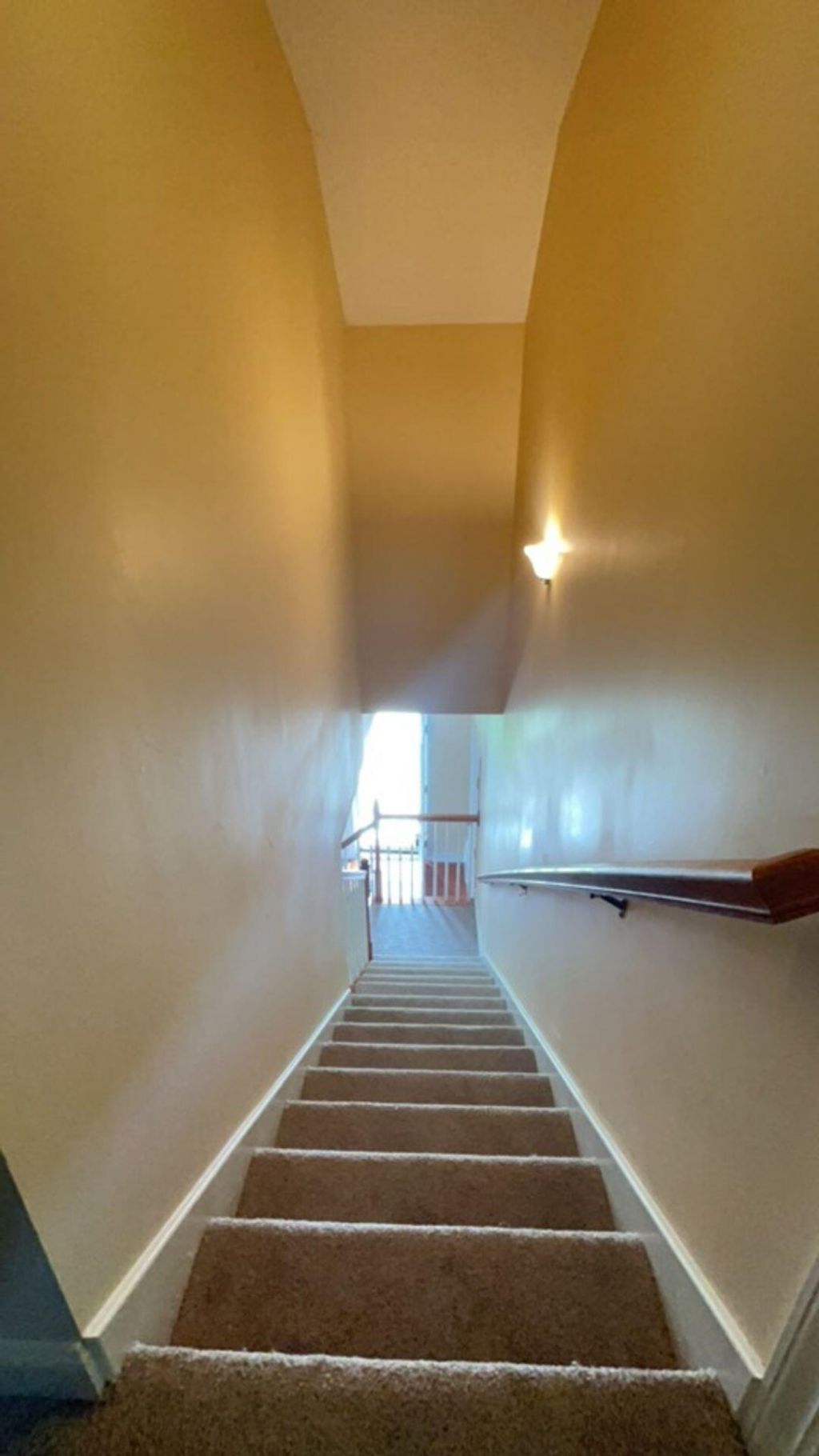 121 Steeple Point Court Photo 9