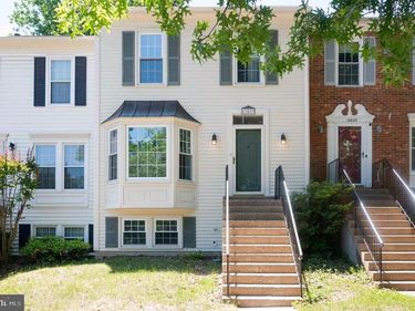 13833 WAKLEY COURT, CENTREVILLE, VA 20121