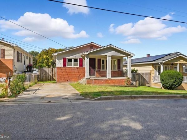 1213 QUO AVENUE , CAPITOL HEIGHTS, MD 20743