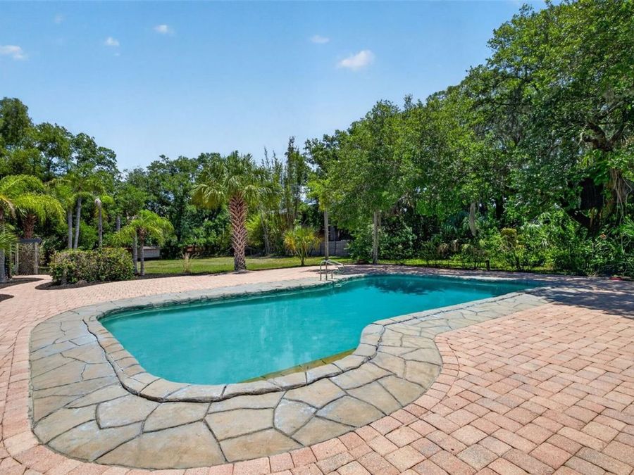 Property Image 47