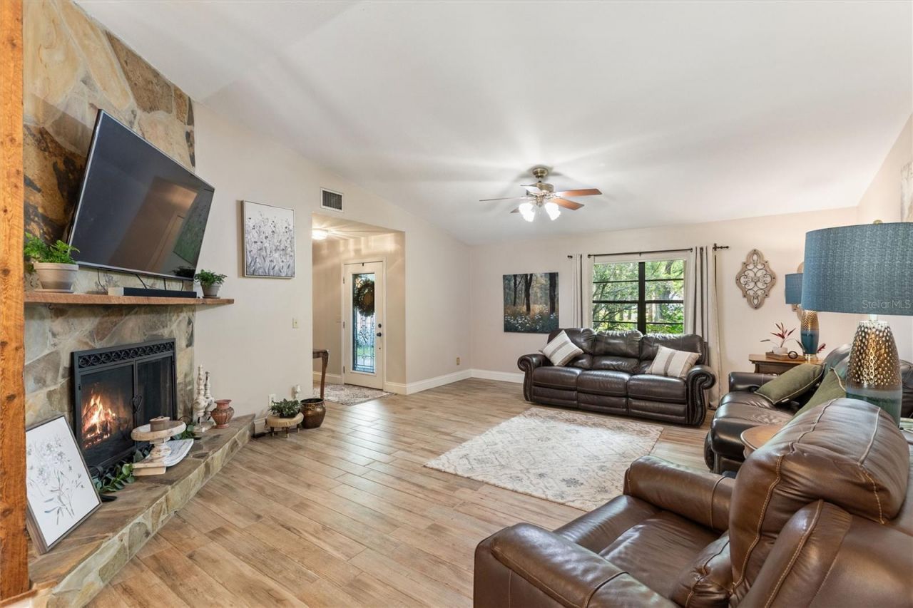 7 Lake Arrowhead Drive, Winter Haven, FL 33880 Photo