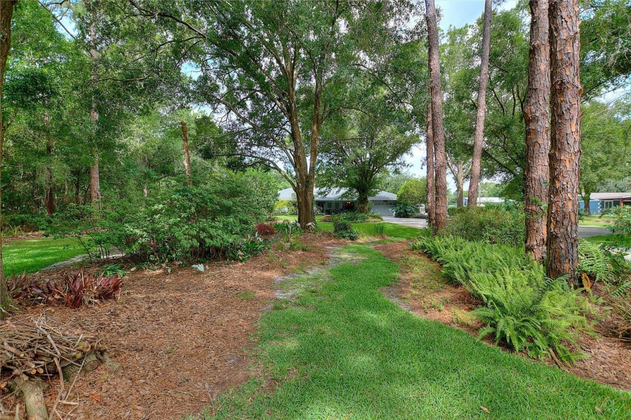 7 Lake Arrowhead Drive, Winter Haven, FL 33880 Photo