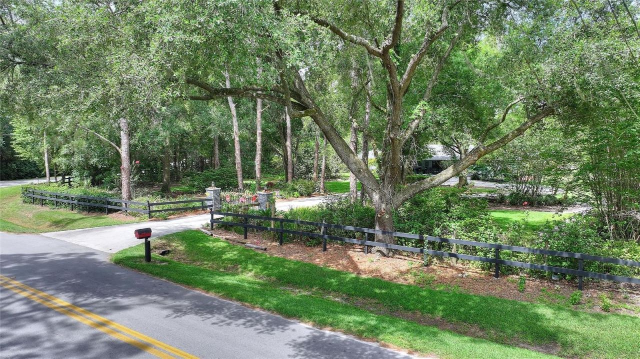 7 Lake Arrowhead Drive, Winter Haven, FL 33880 Photo