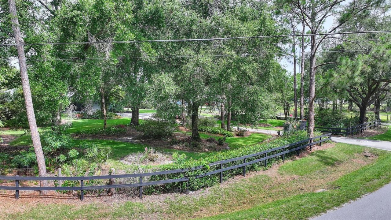 7 Lake Arrowhead Drive, Winter Haven, FL 33880 Photo