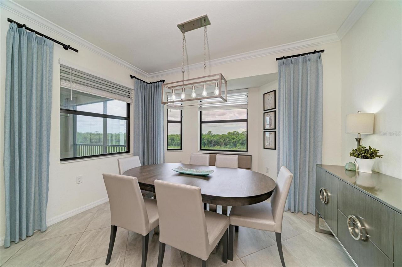 17724 Gawthrop Drive, Unit 401, Lakewood Ranch, FL 34211 Photo