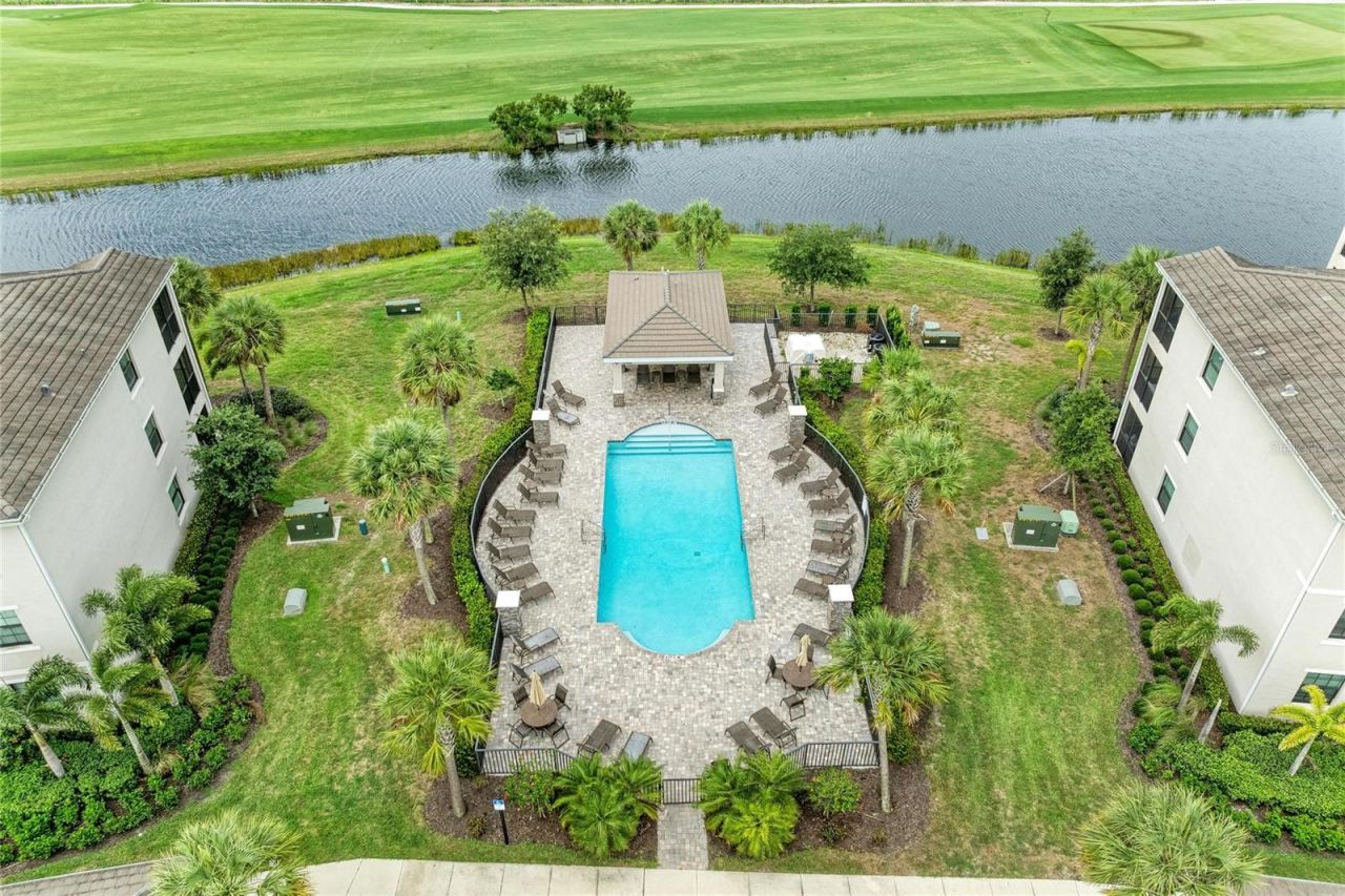 17724 Gawthrop Drive, Unit 401, Lakewood Ranch, FL 34211 Photo