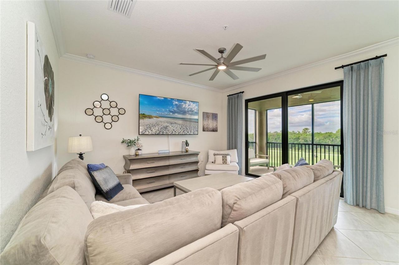 17724 Gawthrop Drive, Unit 401, Lakewood Ranch, FL 34211 Photo